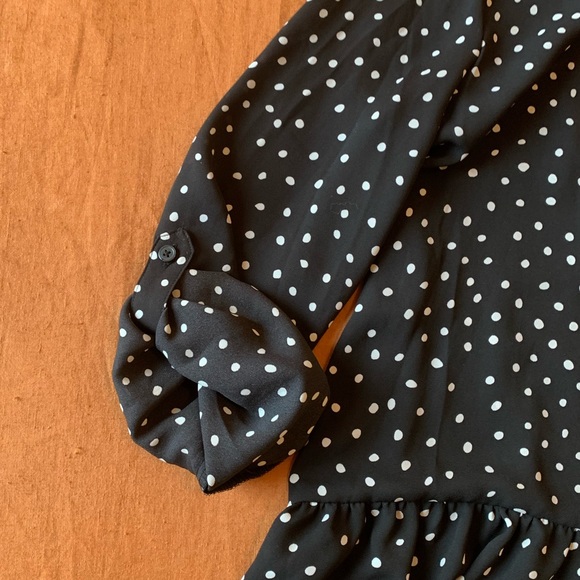 Ann Taylor LOFT Polka Dot Blouse, Size MP - Picture 3 of 6